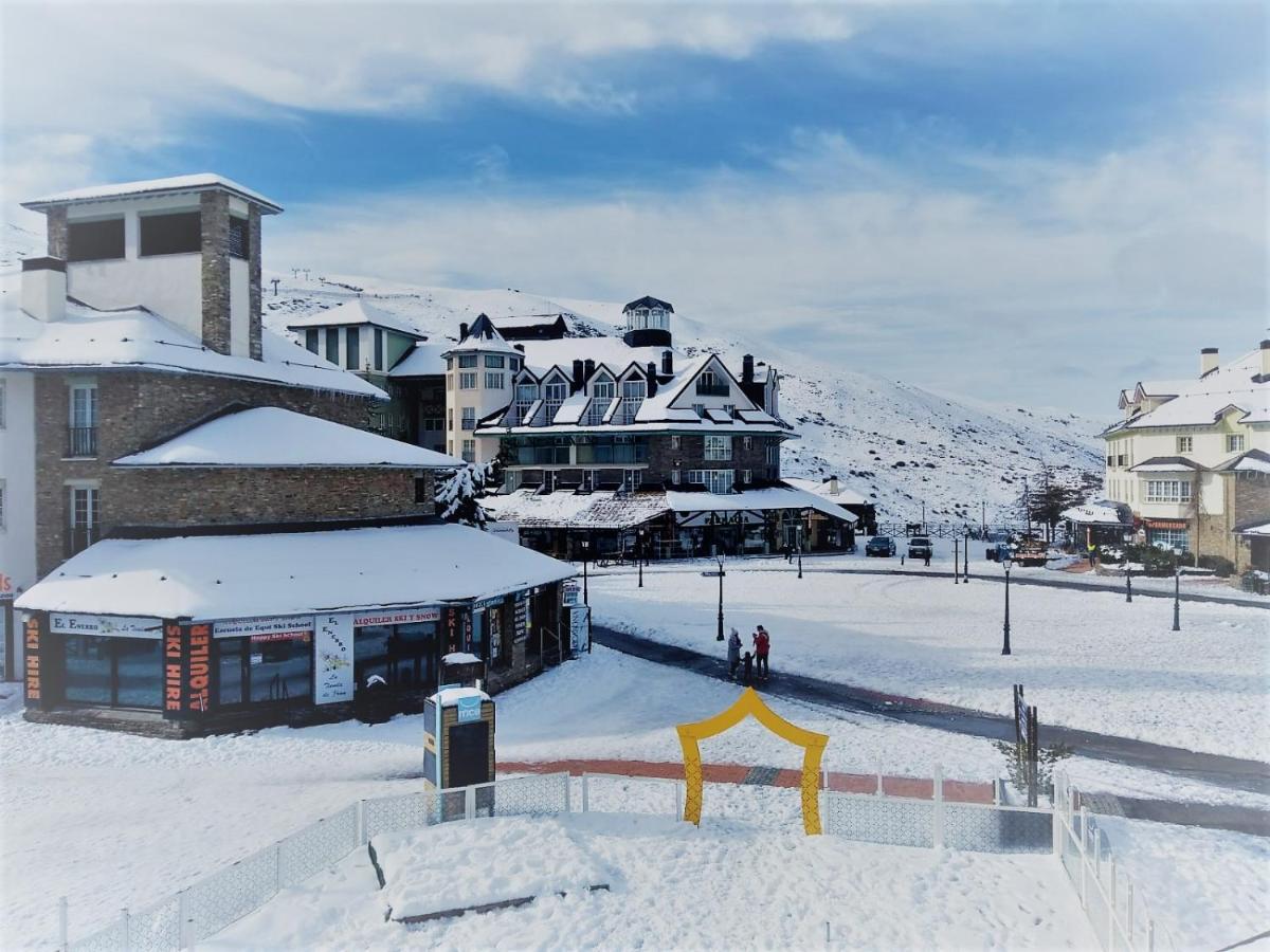 Todosierranevada Zona Baja -Plaza Principal-Junto A Los Telecabinas Sierra Nevada Exteriér fotografie