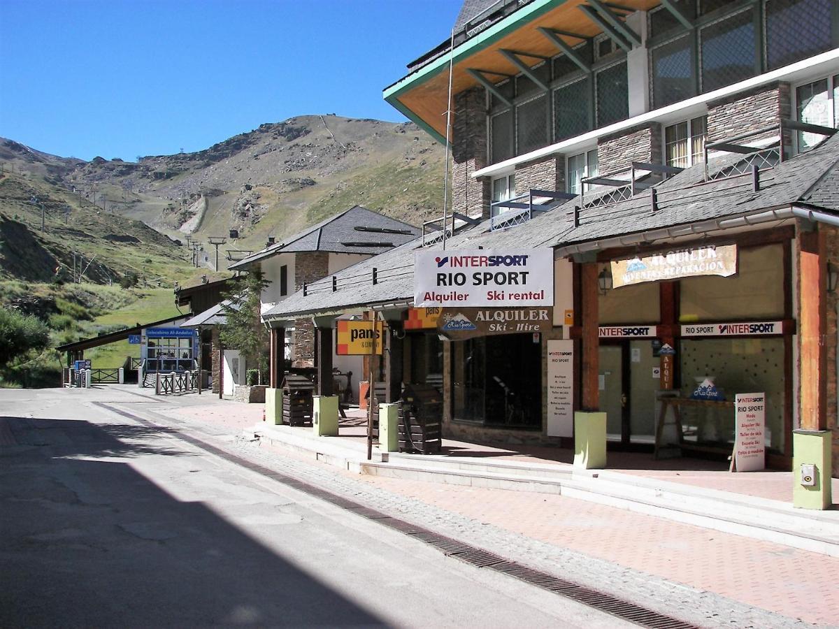 Todosierranevada Zona Baja -Plaza Principal-Junto A Los Telecabinas Sierra Nevada Exteriér fotografie